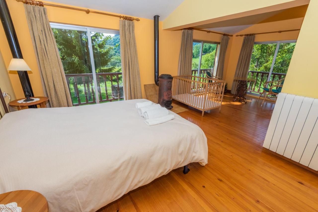 Casa Oriental Guest House Cereceda  ภายนอก รูปภาพ